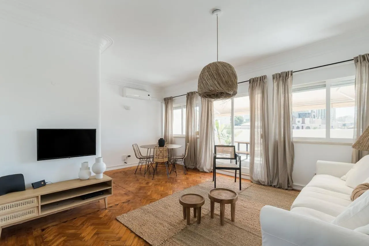 Casa Boma Lisboa - Lighting Apartment With Private Balcony - Campolide I